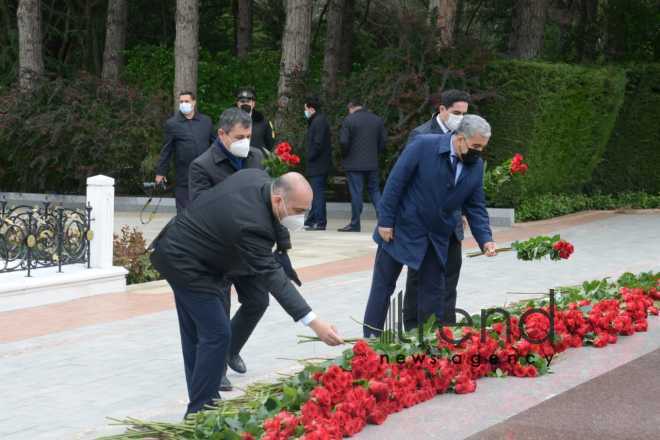 Public reps of Azerbaijan paying tribute to late National Leader Heydar Aliyev.Azerbaijan Baku May 10 2021